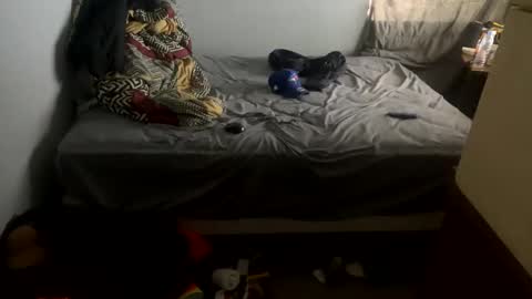 Snapshot of camerontrodd404 chatting on 12/30/24, 04:40 ladylover online show from 12/30/24, 04:40