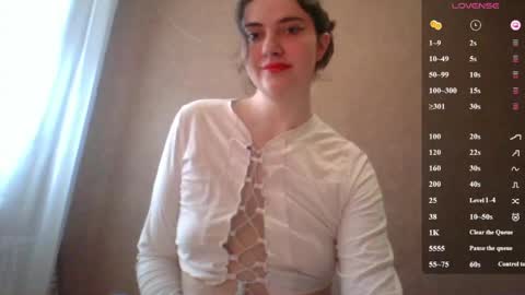 Snapshot of camgirl_xx chatting on 04/29/26, 11:36 Marta online show from 04/29/26, 11:36