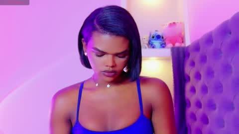 Snapshot of camiestrada chatting on 10/26/25, 04:18 camiestrada online show from 10/26/25, 04:18