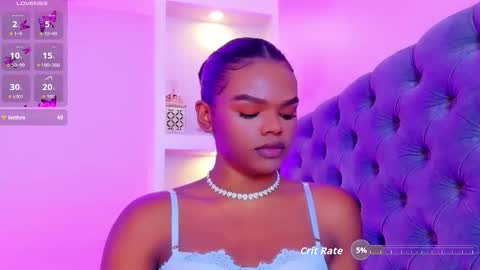 Snapshot of camiestrada chatting on 11/19/25, 11:21 camiestrada online show from 11/19/25, 11:21