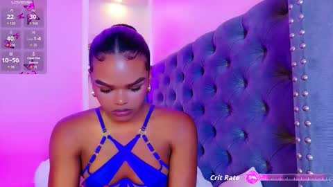 Snapshot of camiestrada chatting on 11/22/25, 07:24 camiestrada online show from 11/22/25, 07:24