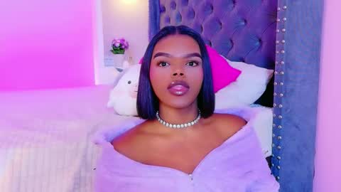 Snapshot of camiestrada chatting on 11/27/25, 11:07 camiestrada online show from 11/27/25, 11:07