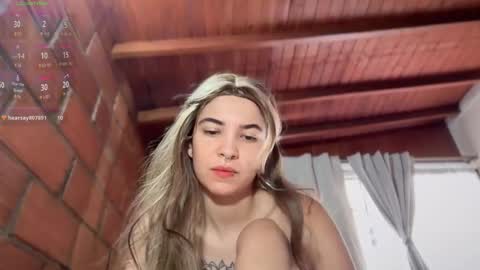 camii19y online show from 12/19/25, 08:05