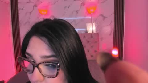 Camila Osorio online show from 03/25/26, 08:15