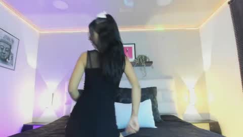 camiila  online show from 05/30/26, 07:11