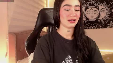 camila online show from 04/20/26, 07:04