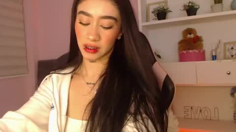 camila online show from 04/28/26, 06:13