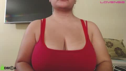 Camila  online show from 09/29/25, 04:34