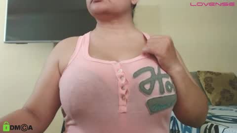 Camila  online show from 04/12/26, 09:53