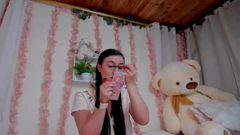 Camii Lopez online show from 10/18/25, 07:58