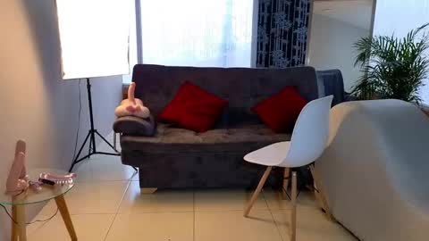 Camil online show from 01/05/25, 02:30