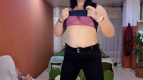 Camil online show from 09/13/25, 10:59