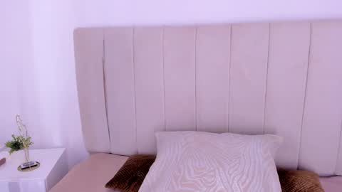 Snapshot of camila_adams chatting on 12/22/24, 07:31 Cami online show from 12/22/24, 07:31