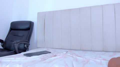 Snapshot of camila_adams chatting on 02/24/25, 10:58 Cami online show from 02/24/25, 10:58