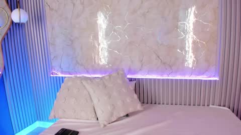 Snapshot of camila_adams chatting on 09/26/25, 10:41 Cami online show from 09/26/25, 10:41