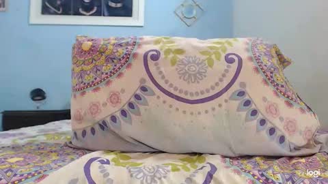 Instagram camila blande1 online show from 12/02/24, 12:09