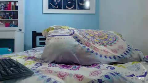 Instagram camila blande1 online show from 02/12/25, 09:01