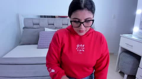 Camila buitrago online show from 06/04/26, 12:27