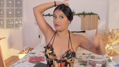 camila_bustamante_ online show from 01/06/26, 04:54