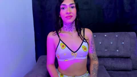  s online show from 12/03/25, 06:32