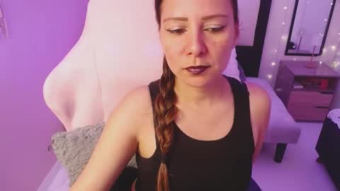 Snapshot of camila_delarosa chatting on 06/05/26, 04:24 camila online show from 06/05/26, 04:24