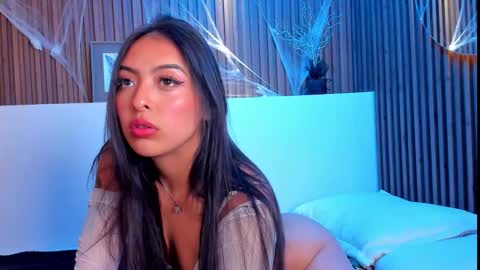 Camila online show from 11/05/25, 03:50