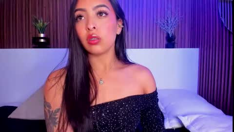 Camila online show from 11/10/25, 04:00