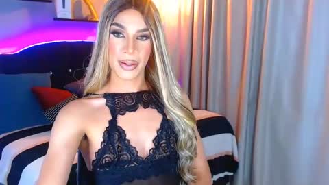 Snapshot of camila_hoottie chatting on 01/11/25, 03:34 Camila online show from 01/11/25, 03:34