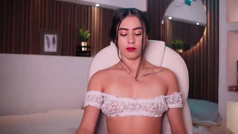 camila_martinez9 online show from 09/16/25, 11:33