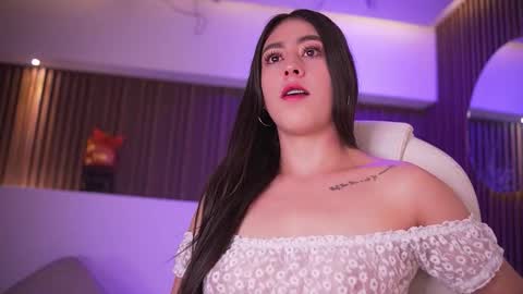 camila_martinez9 online show from 03/09/26, 11:36