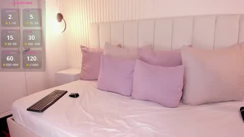 Camila  online show from 10/14/25, 11:55