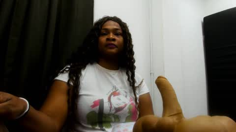 Camila online show from 02/17/25, 03:04