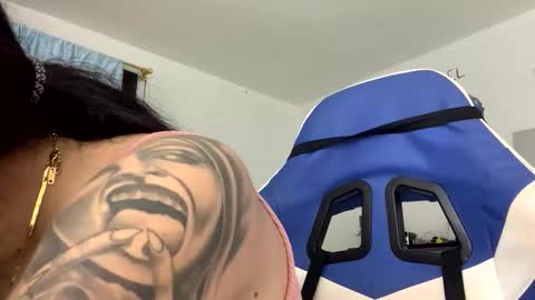 Camila online show from 11/27/25, 05:37