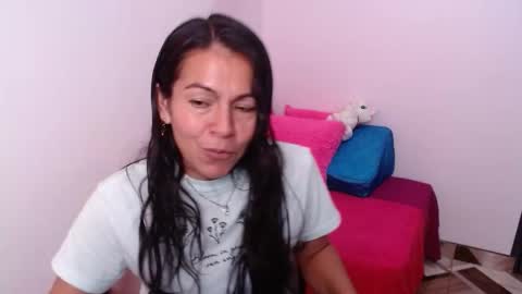 Camila Vargas online show from 03/25/26, 09:54