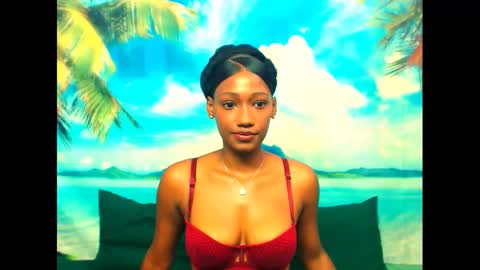 Snapshot of camilaasexyy chatting on 02/14/25, 10:28 camilaasexyy online show from 02/14/25, 10:28