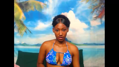 Snapshot of camilaasexyy chatting on 02/15/25, 02:00 camilaasexyy online show from 02/15/25, 02:00