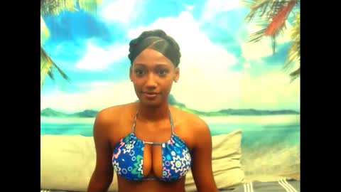 Snapshot of camilaasexyy chatting on 02/21/25, 10:28 camilaasexyy online show from 02/21/25, 10:28