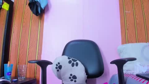 camila online show from 10/20/25, 05:13