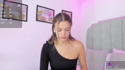 Camila Monroee  online show from 01/17/25, 02:28