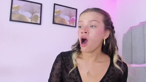 Camila Monroee  online show from 03/12/25, 05:17