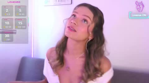 Camila Monroee  online show from 11/26/25, 02:18