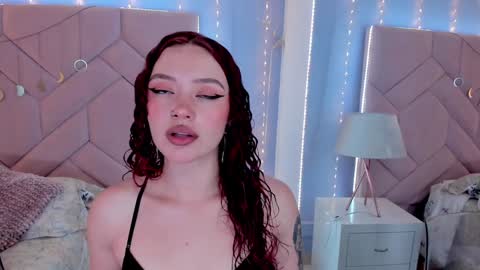 Snapshot of camilarivers chatting on 01/23/25, 12:19 Camila online show from 01/23/25, 12:19