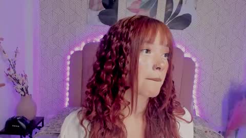 Snapshot of camilarivers chatting on 02/23/25, 06:56 Camila online show from 02/23/25, 06:56