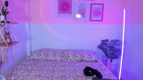 Snapshot of camilarivers chatting on 09/23/25, 11:46 Camila online show from 09/23/25, 11:46