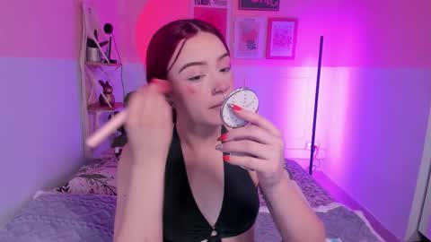 Snapshot of camilarivers chatting on 10/27/25, 11:47 Camila online show from 10/27/25, 11:47