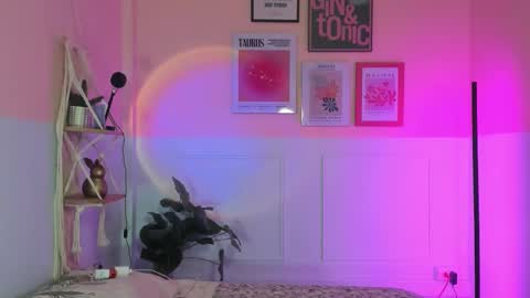 Snapshot of camilarivers chatting on 10/29/25, 11:56 Camila online show from 10/29/25, 11:56