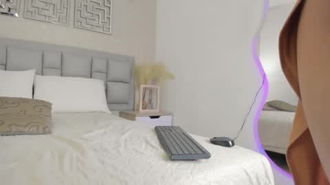 camile carter online show from 02/25/26, 08:07