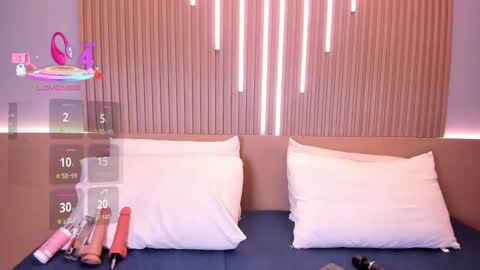 Snapshot of camile_cute chatting on 10/13/25, 08:53 camile_cute online show from 10/13/25, 08:53