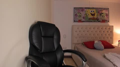   online show from 09/29/25, 04:39