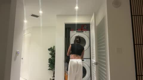 camiliakxoxo online show from 02/12/26, 05:35